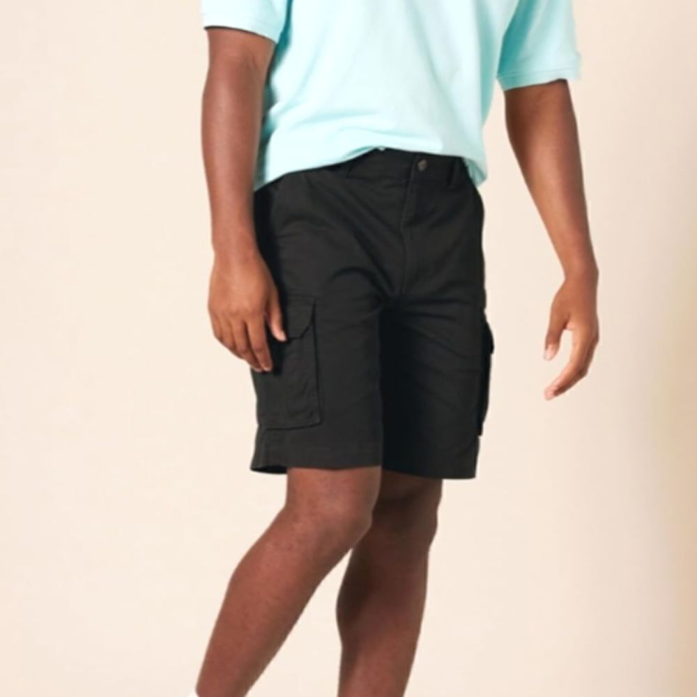Amazon essentials men's black cargo pockets cotton shorts 31 waist